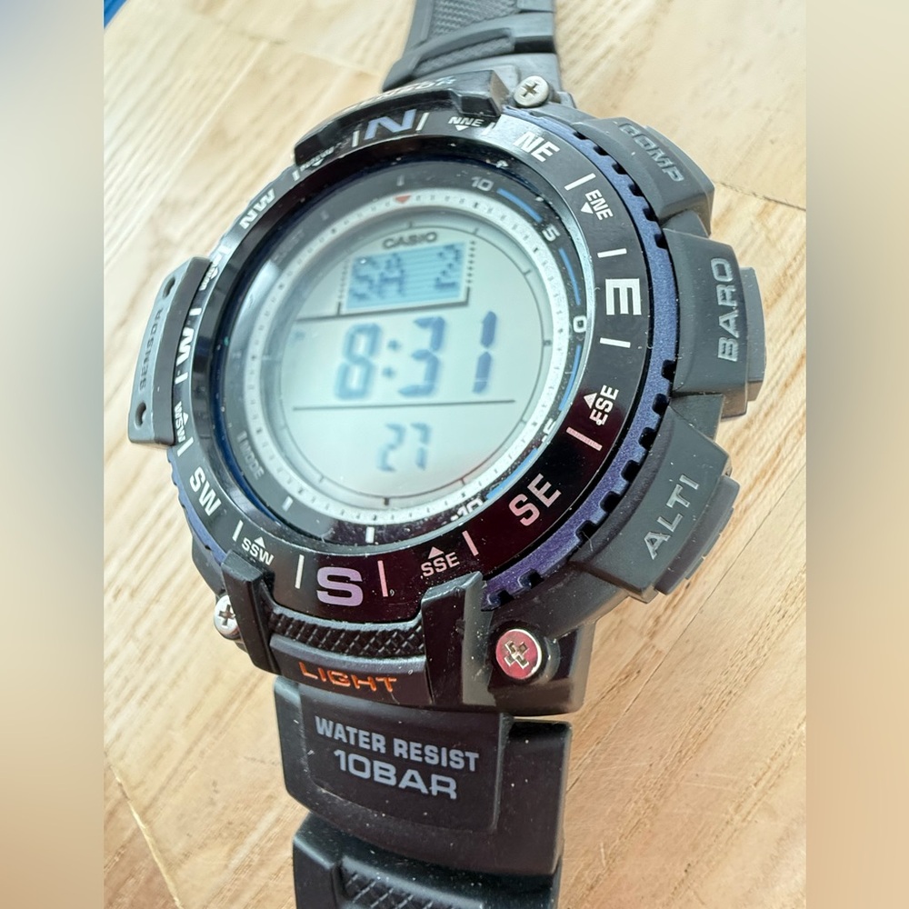 Casio men’s triple sensor digital SGW-1000 black and blue watch NEW BATTERY - Picture 4 of 11